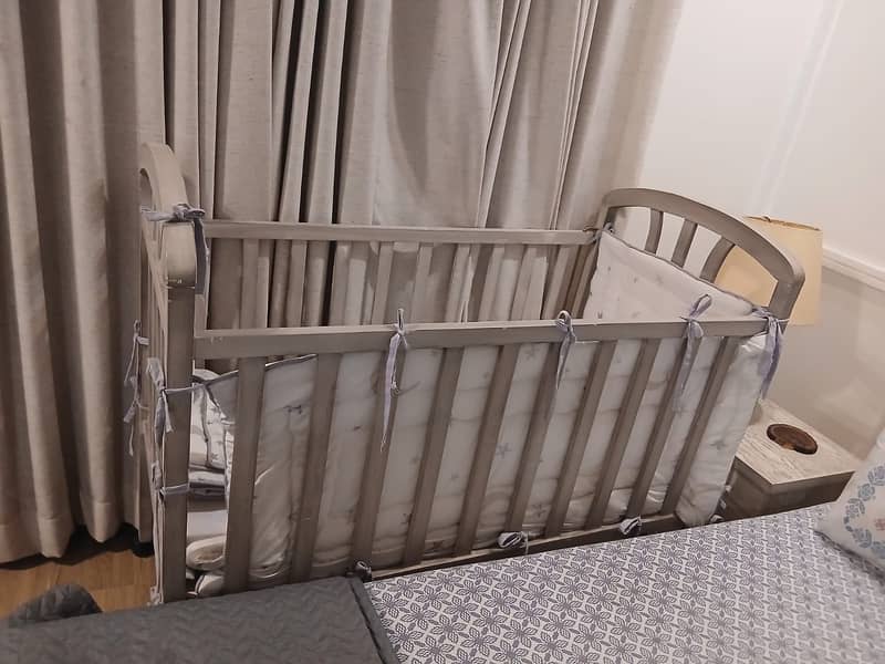 Baby Cot 2