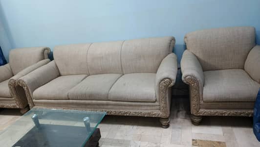 Elegant & Comfortable Sofa Set for Sale