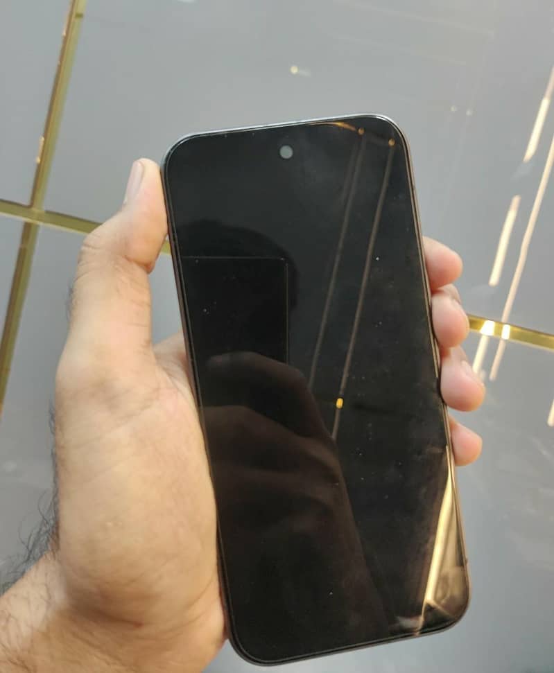 Google Pixel 9a 1