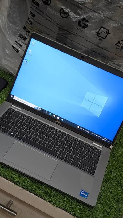 5420  i5 11th Gen 8gb 256GB