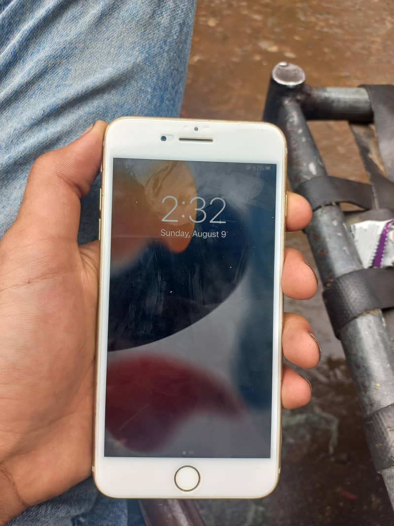 Apple iPhone 7 Plus 1