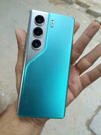 tecno camon 40 pro 8/256