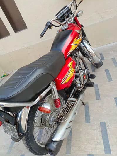 Honda 125 home use bike 21 model