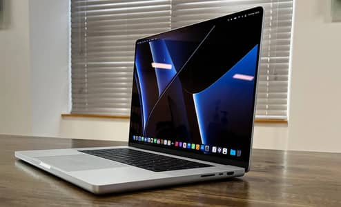 MacBook Pro 16" M1 Pro,  16GB ram, 512GB — Excellent Condition