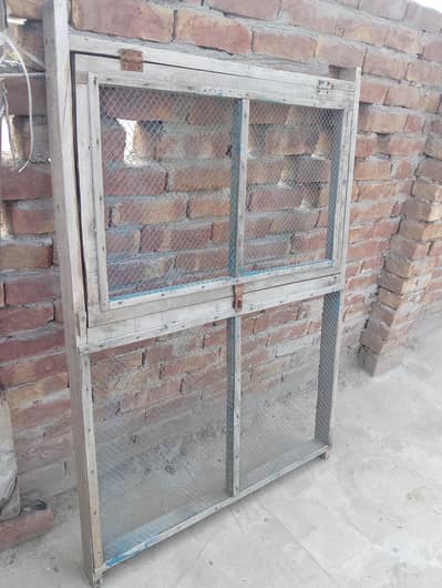 lakri frame
