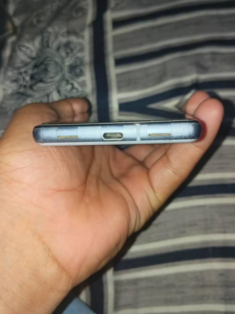 Google Pixel 7a 4