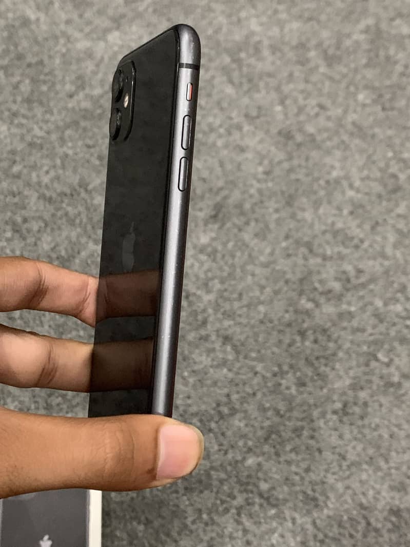 Apple iPhone 11 2