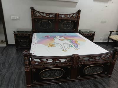 Bed side tables & dressing table