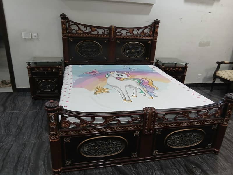 Bed side tables & dressing table 0