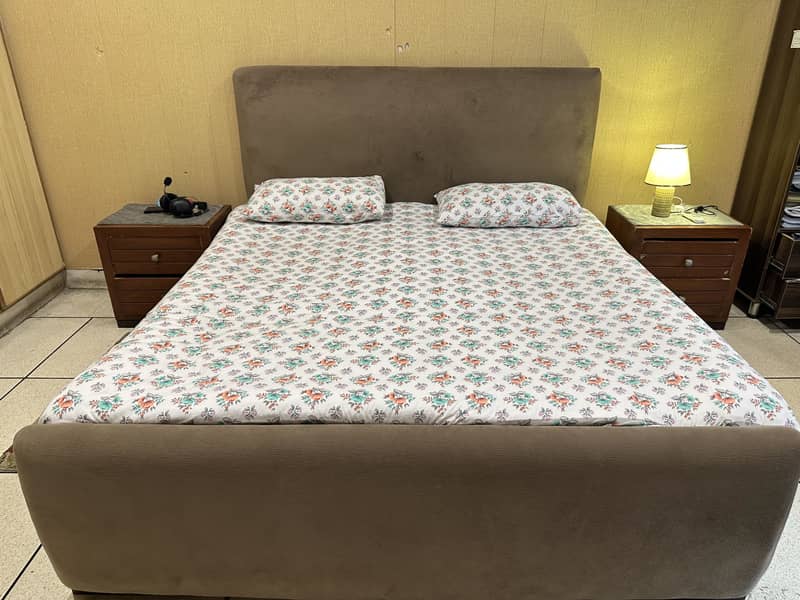 King Bed 1