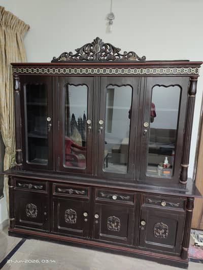 Big Show case 4 doors Chinioti for sale