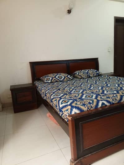 king-size bedroom set - urgent sale.