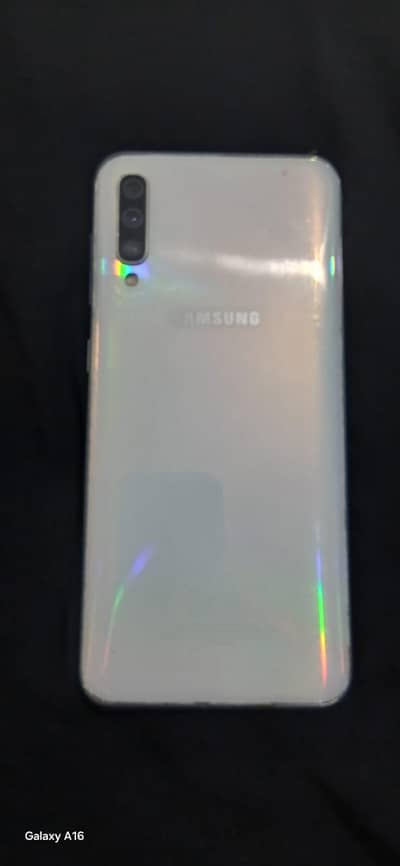 Samsung Mobile A50