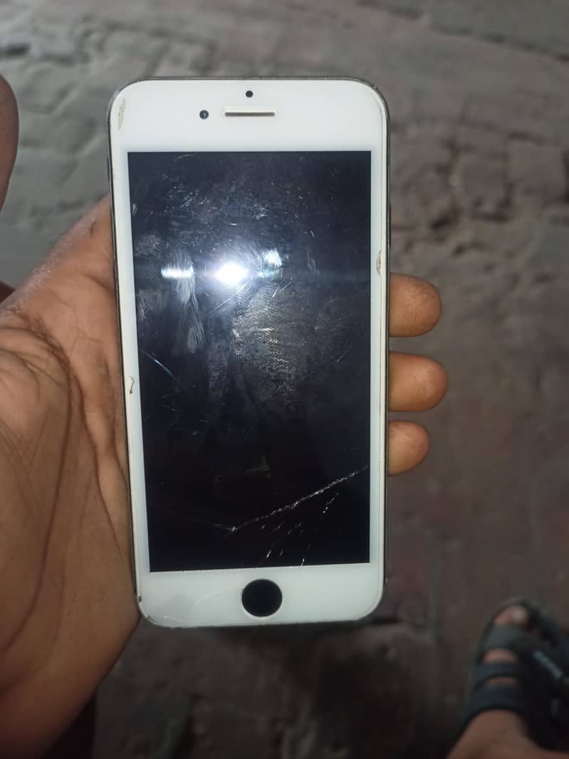 Apple iPhone SE 3