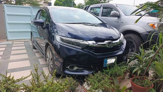 Honda Fit Shuttle 2015