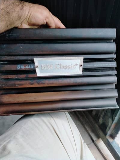 BM CLASSIC amplifier hai used Jo Dil kry lelo