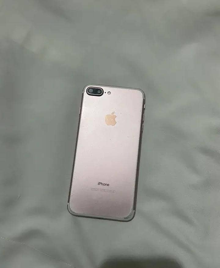 Apple iPhone 7 Plus 5
