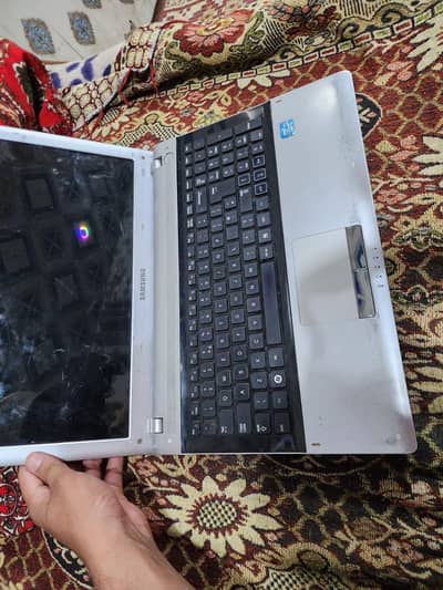 samsung laptop i core 3
