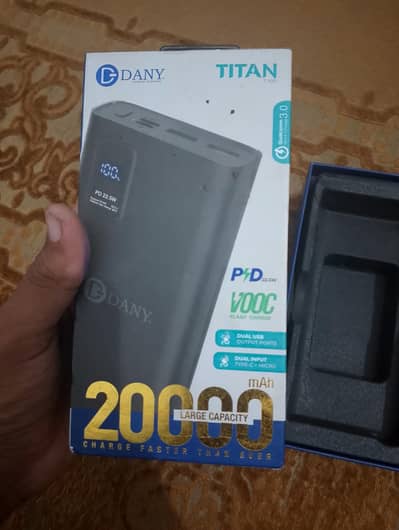 dany power bank hai mana . aduonic se order kia tha