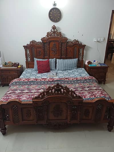 King Size Bed | Full Bedset | Diyar Wood