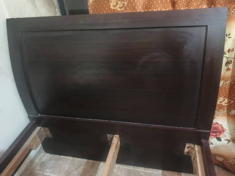 Singal Bed With Mettres 2