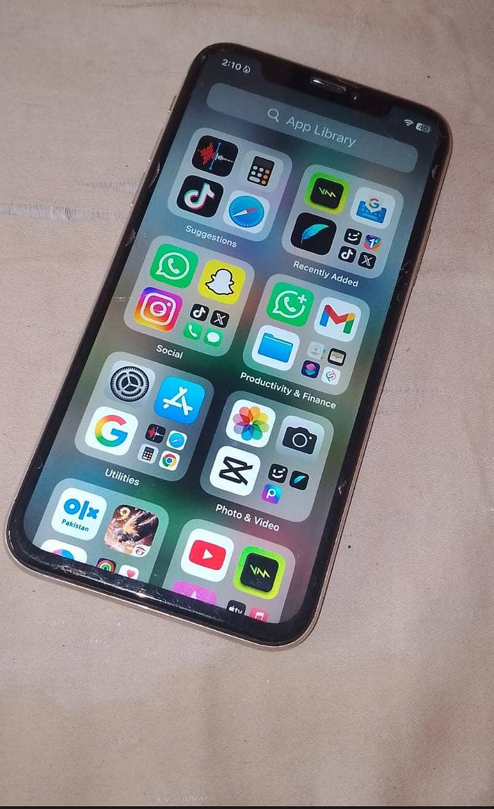 Apple iPhone X 2