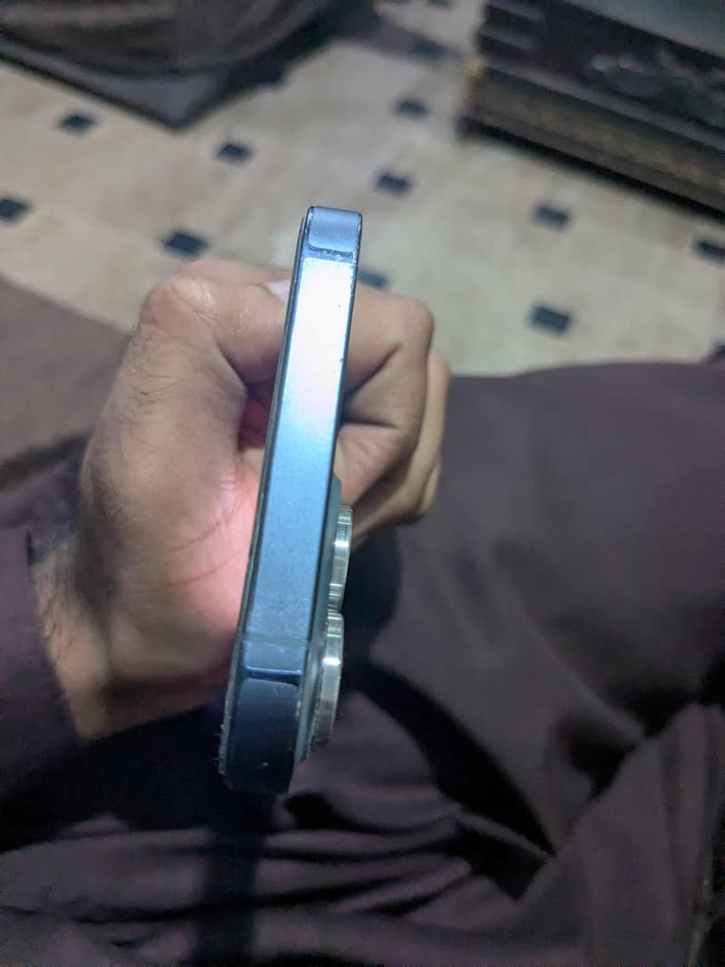 Apple iPhone 13 Pro Max 3