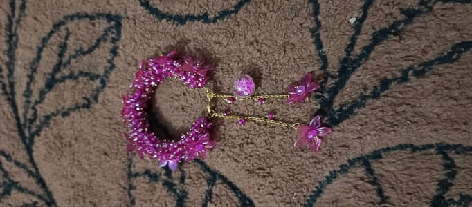 gajra bracelet