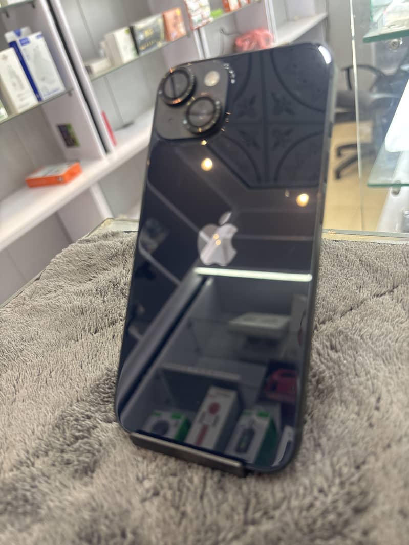 Apple iPhone 14 0
