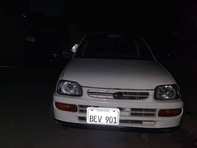 Daihatsu Cuore 2011