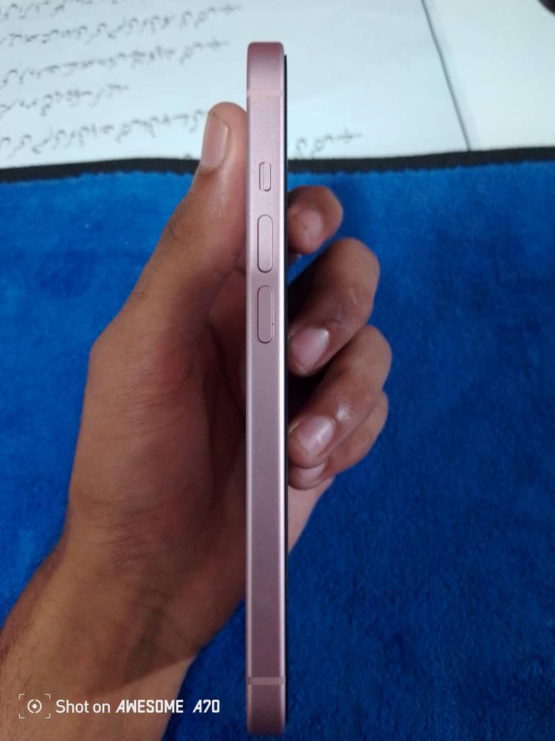 Apple iPhone 15 2