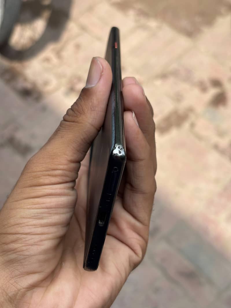 Tecno CAMON 40 Pro 6