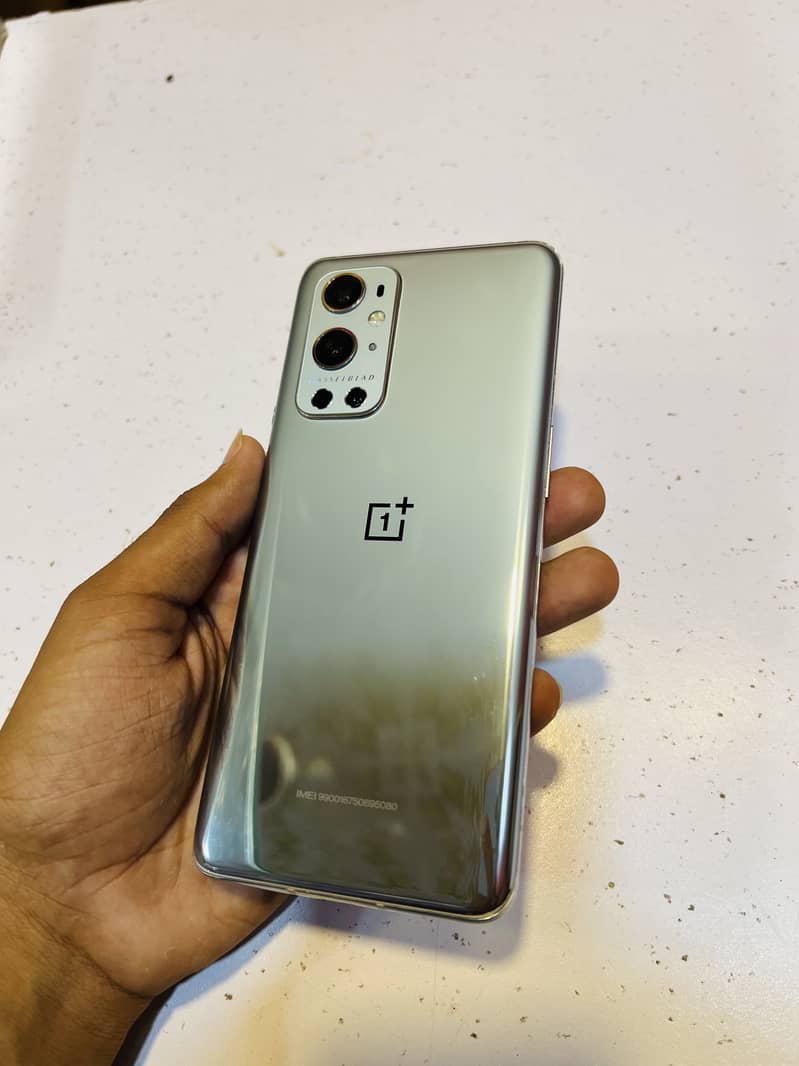 One Plus 9 Pro 0