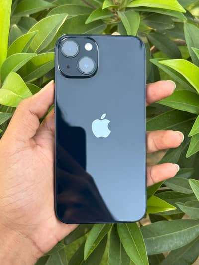 Apple iPhone 13