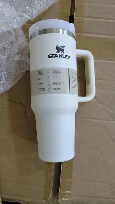 stanley quencher tumbler 40oz