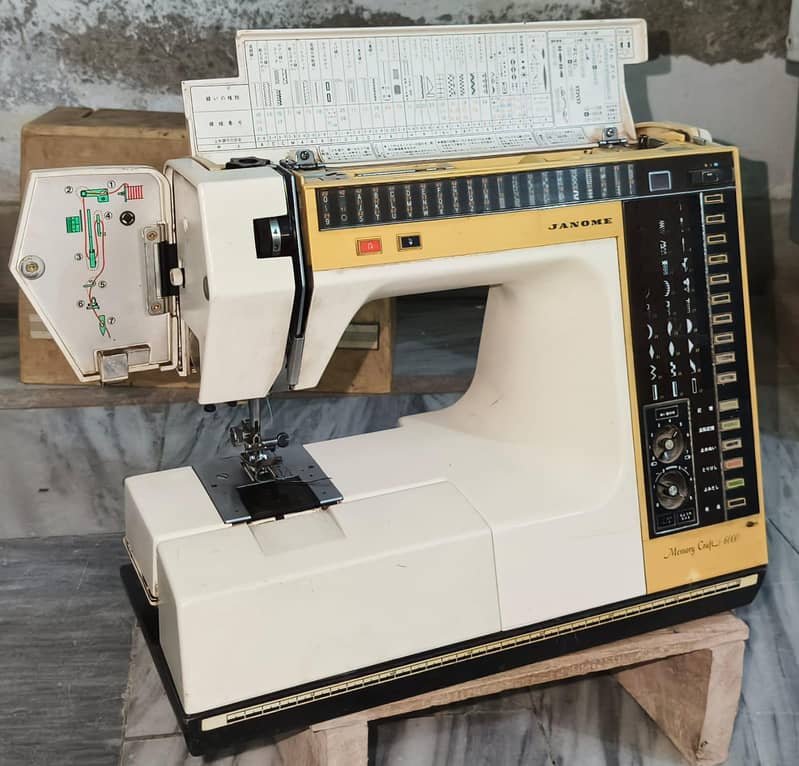 Computer Machine Janome 6000 0