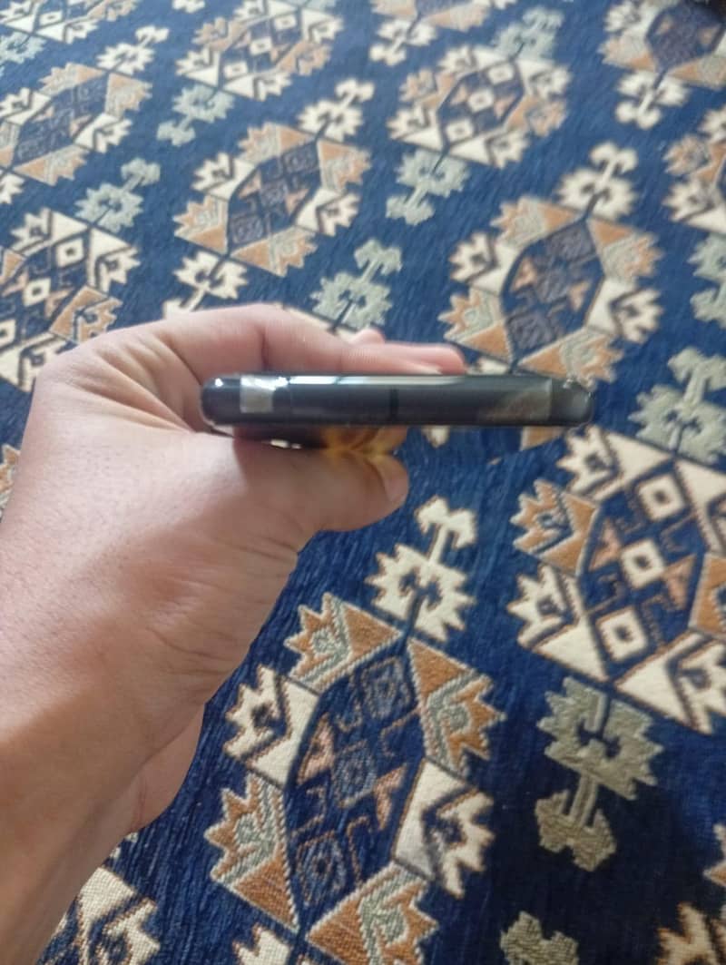 Google Pixel 7 4