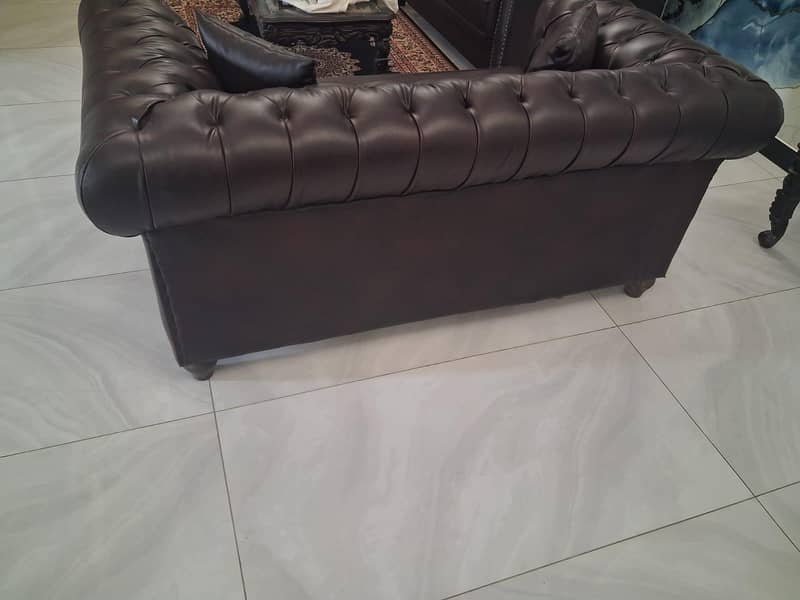 Sofa 2 Seater 4