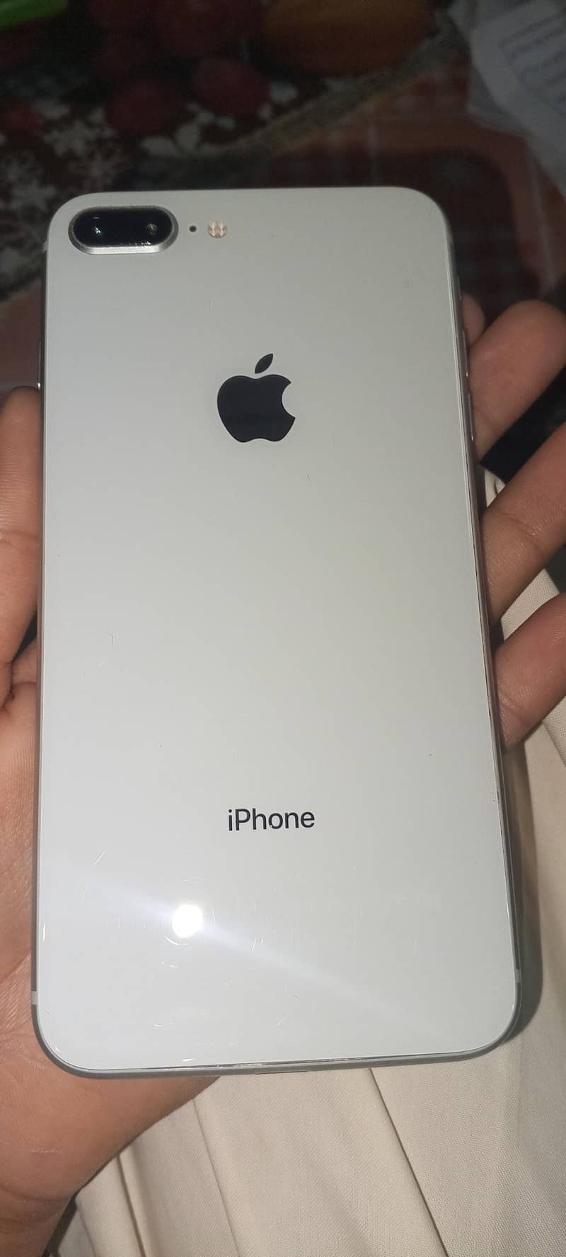 Apple iPhone 8 Plus 0
