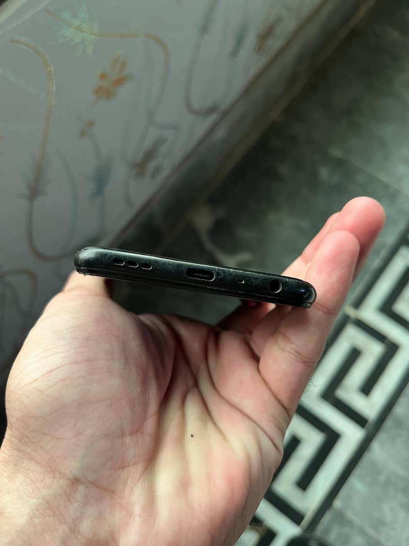 OPPO A76 3