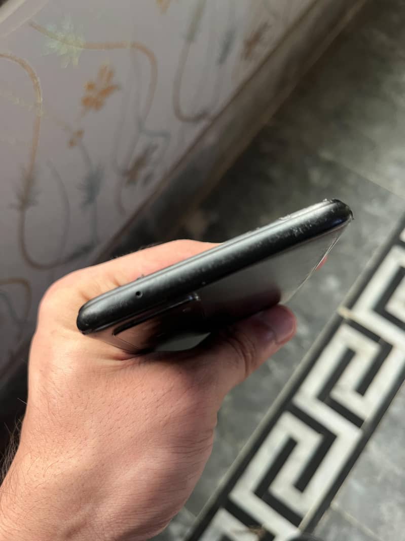 OPPO A76 4