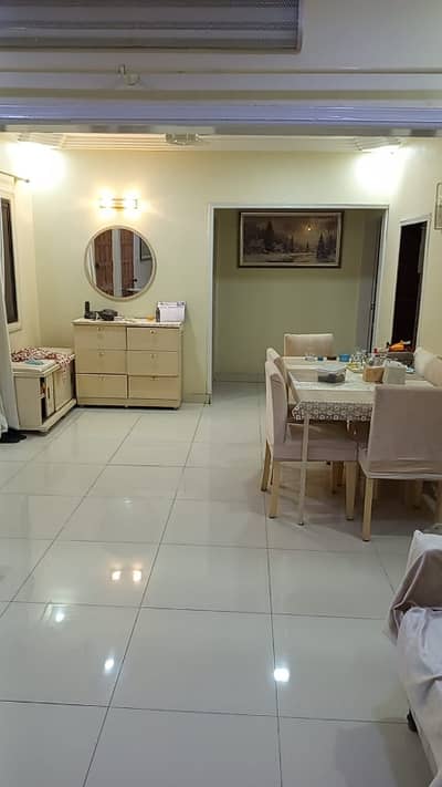 (2ND FLOOR) 3 BEDS DRAWING DINING BOUNDARY WALL FLAT