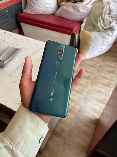OPPO F11 Pro