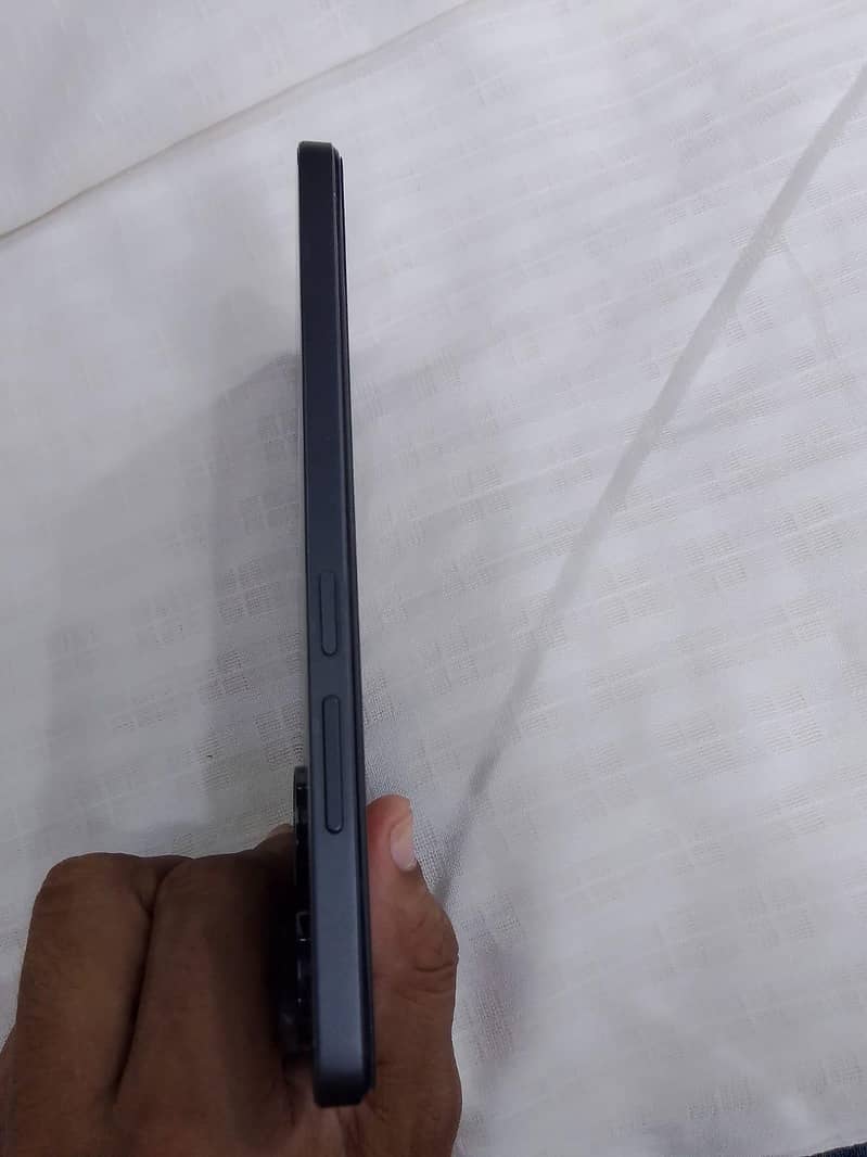 Realme Note 60x 2
