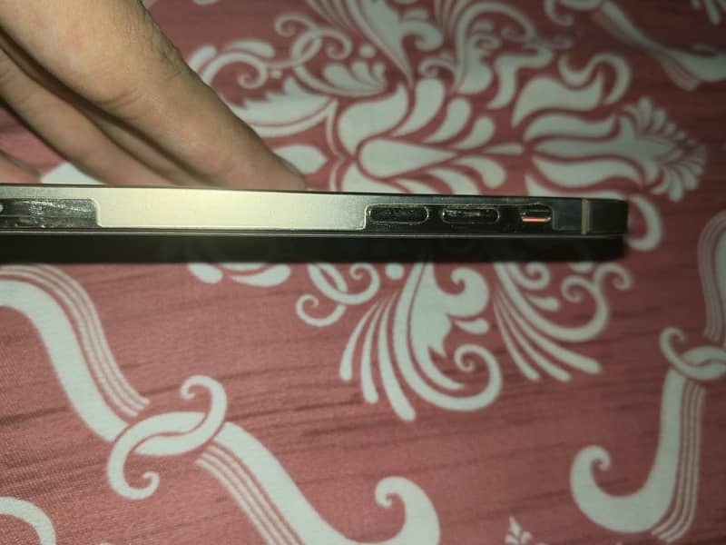 Apple iPhone 12 Pro 3