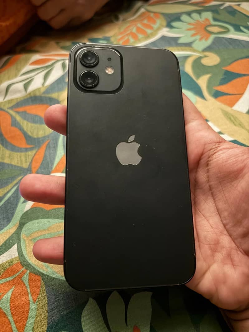 Apple iPhone 12 0