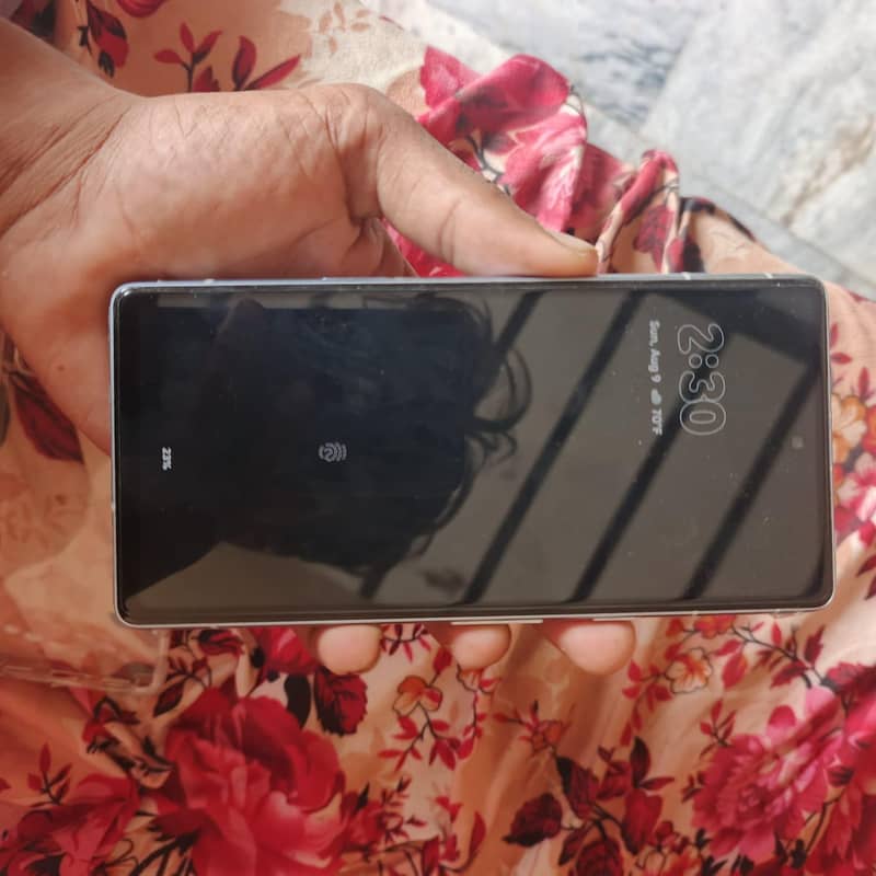 Google Pixel 7a 1