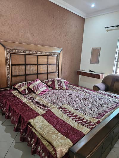Bridal comforter set(Embroidered)