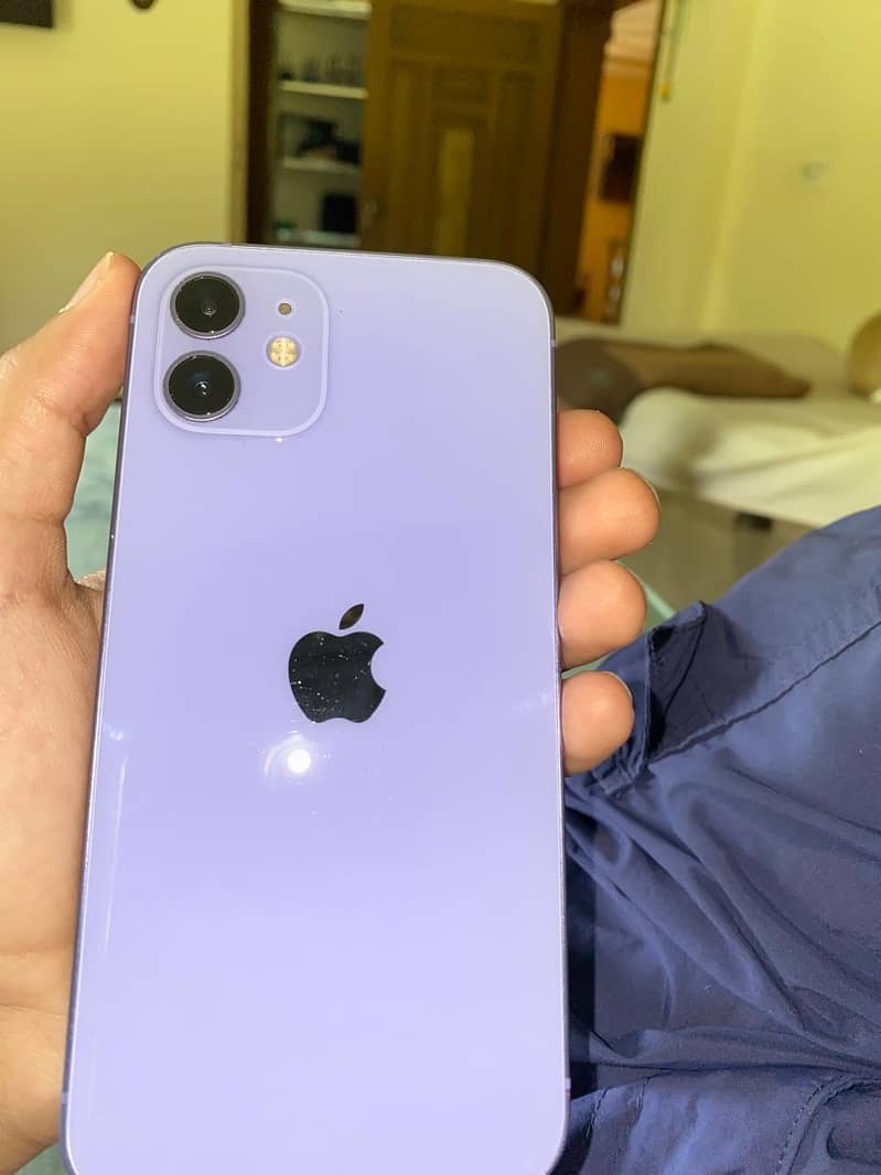Apple iPhone 12 0