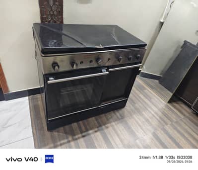 Not used only shifting little bit body demage other wise brand new